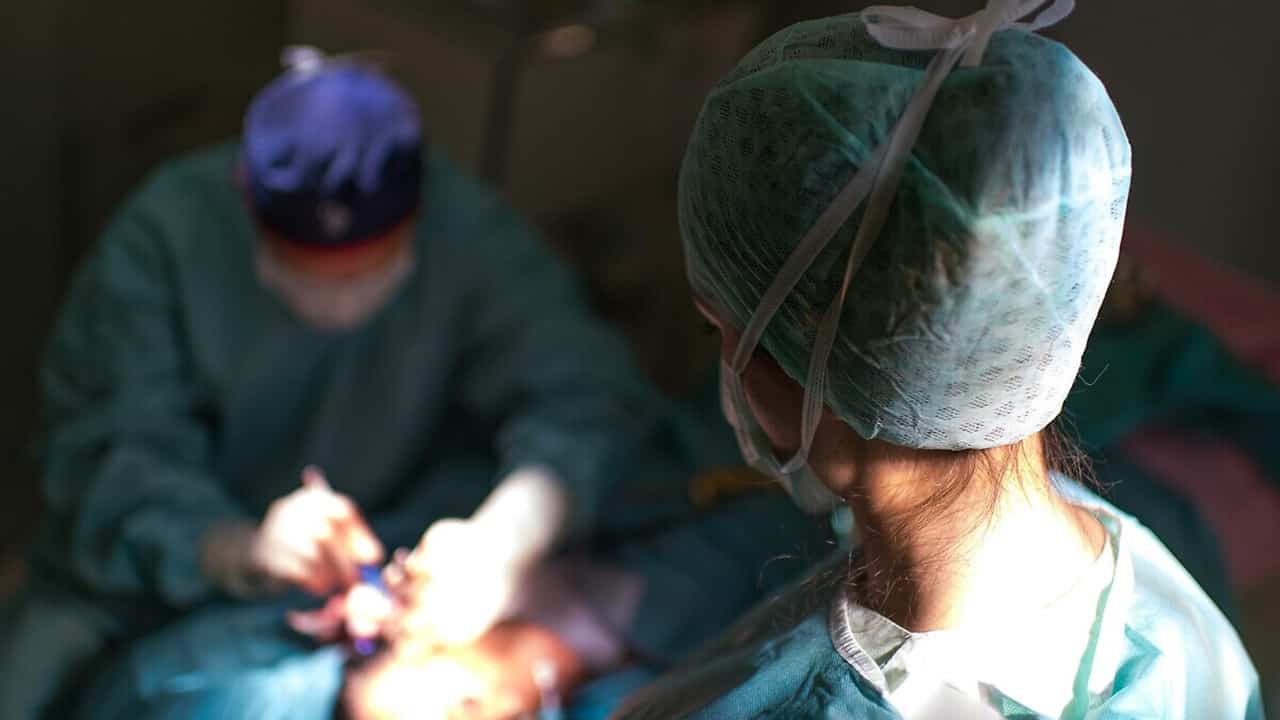 Avustralyalı Kadının Beyninde Canlı Solucan Bulundu!