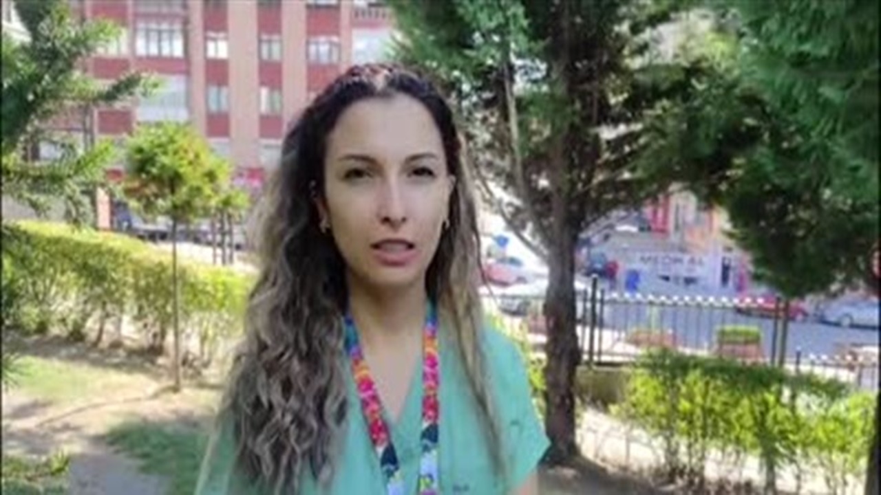 Annesinin Emziremediği Bebeğe Hemşire Sütannelik Yaptı