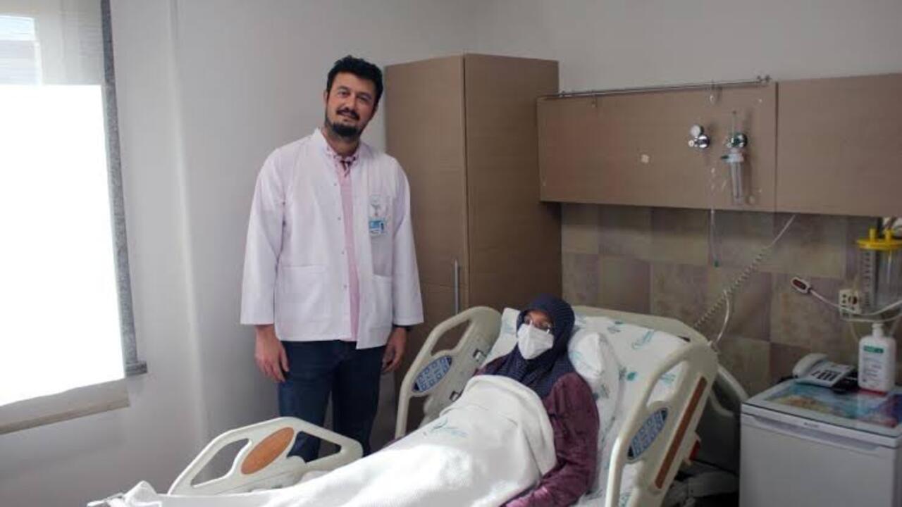 Karın Ağrısı Şikayetiyle Gittiği Hastanede Karnında 4,5 Kg Kitle Tespit Edildi