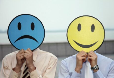 Bipolar Nasıl Anlaşılır? Manik Atak Belirtileri Nelerdir?