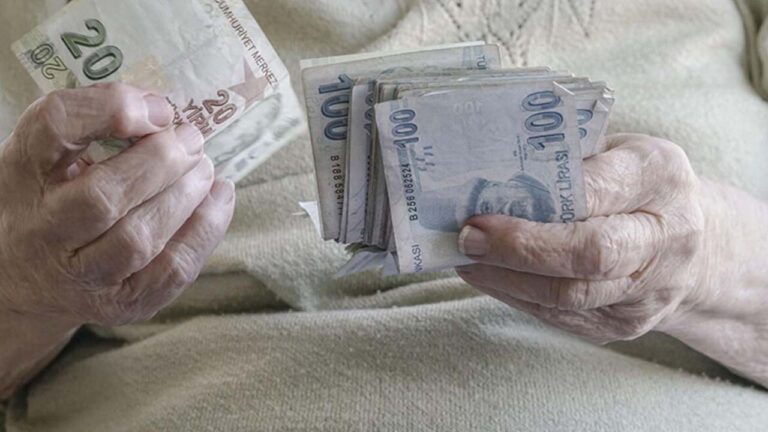 Çalışan Emekliye de 5.000 TL İkramiye Geliyor! Yasa Sonunda TBMM’de