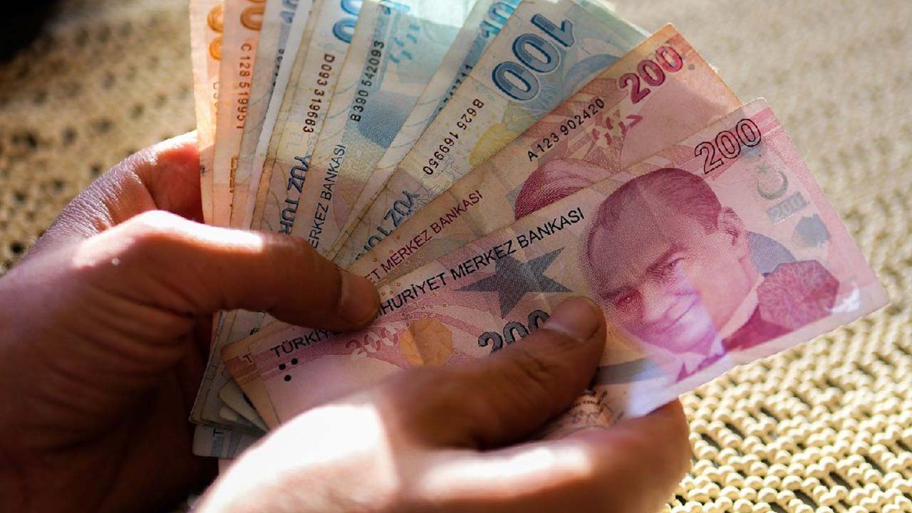 Evlilik Kredisi Kimlere Verilecek? 150 Bin TL Kredi Başvurusu Ne Zaman Başlıyor?
