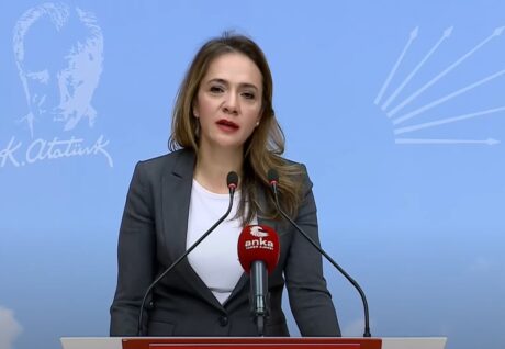 Gamze Akkuş İlgezdi’den Bakan Koca’ya Sert Tepki