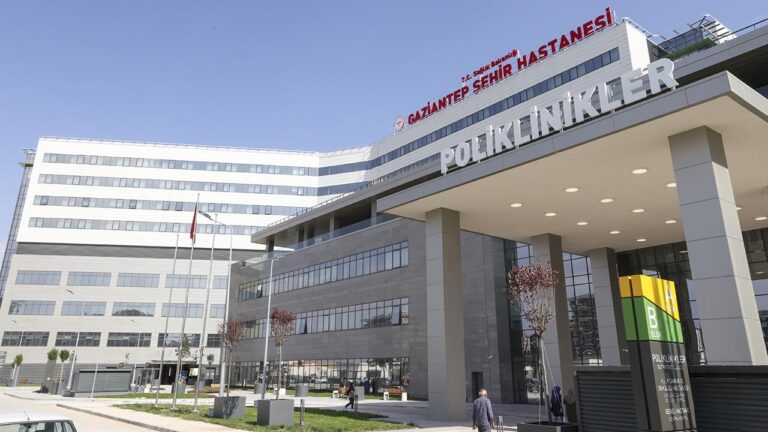 Gaziantep Şehir Hastanesi 35 Günde 140 Bin Hastaya Hizmet Verdi