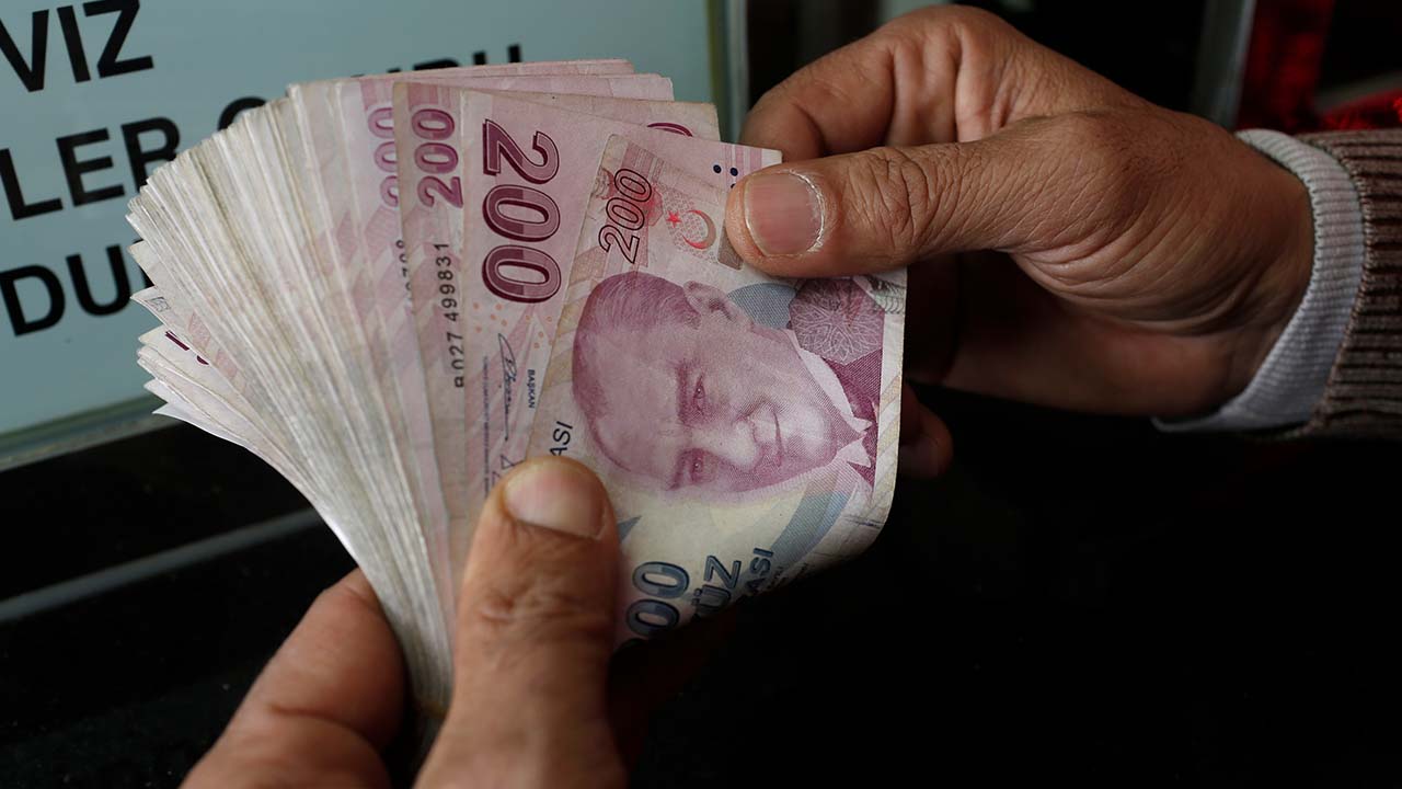 5 Kişilik Ailelere Kadar Elektrik ve Doğal Gaz Yardımı! Faturada Adı Soyadı Yazanlar Dikkat