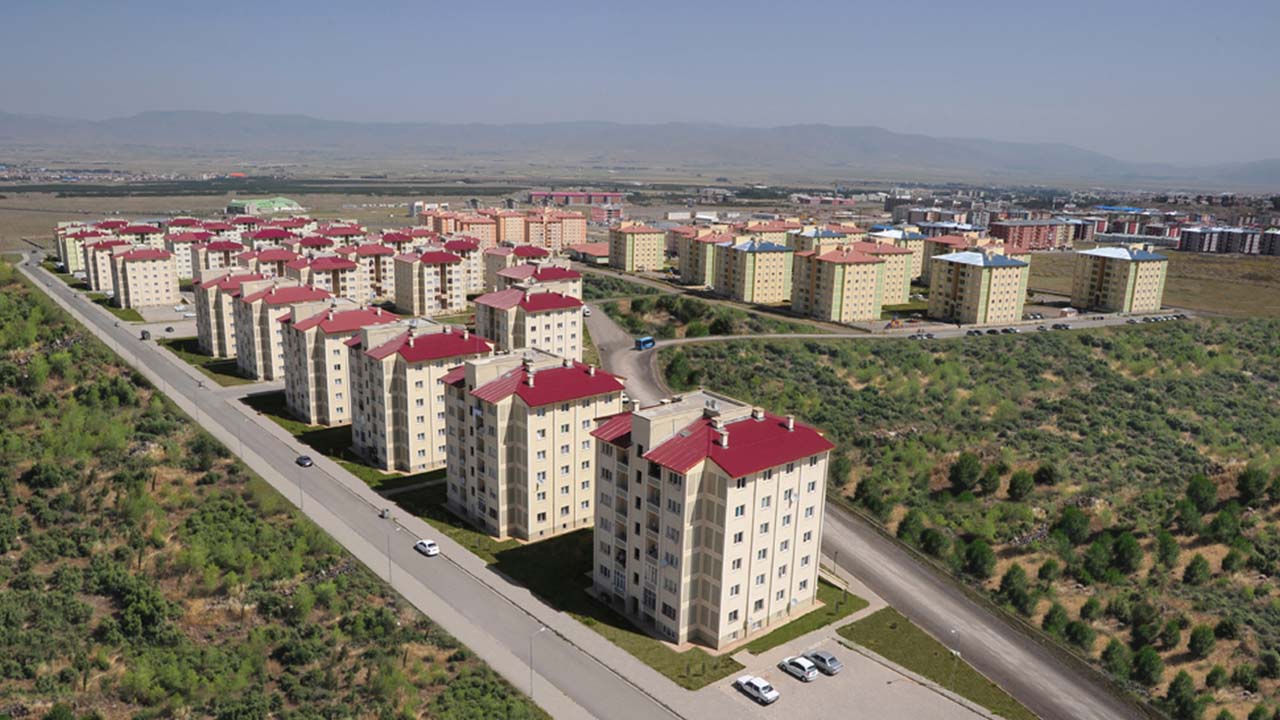 TOKİ’den Dar Gelirlilere Ev İmkanı! Ayda Sadece 4.849 TL Taksitle